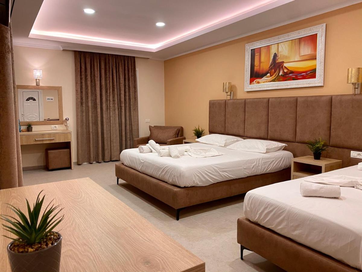 Karos Hotel Llaman Himare Bagian luar foto
